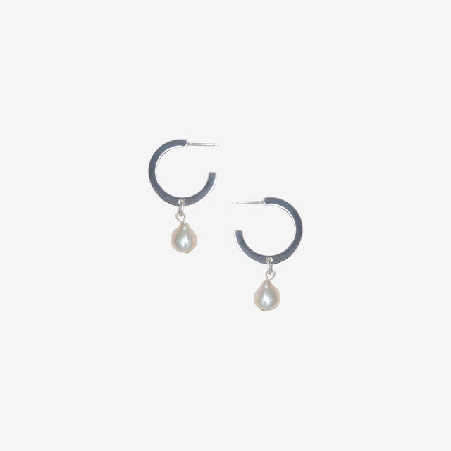 ESCAPE MINI BLOCK HOOPS