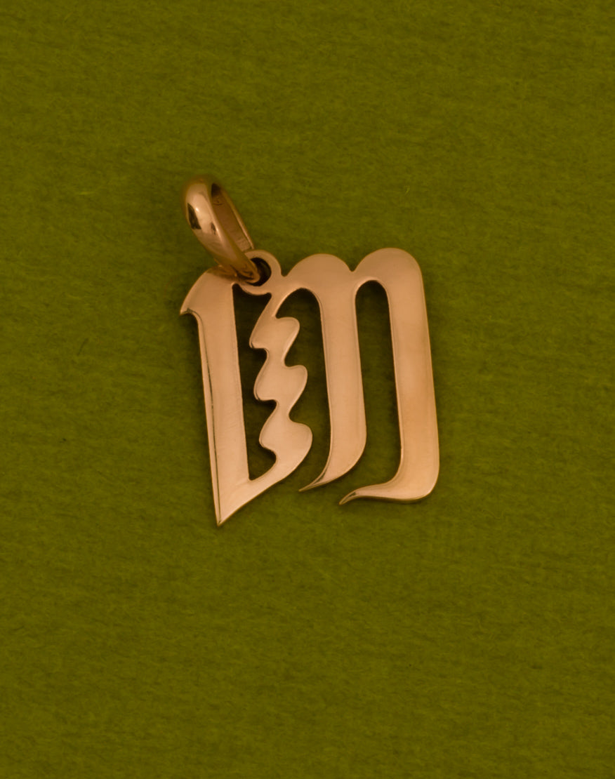 AK Signature ID Pendant Gold