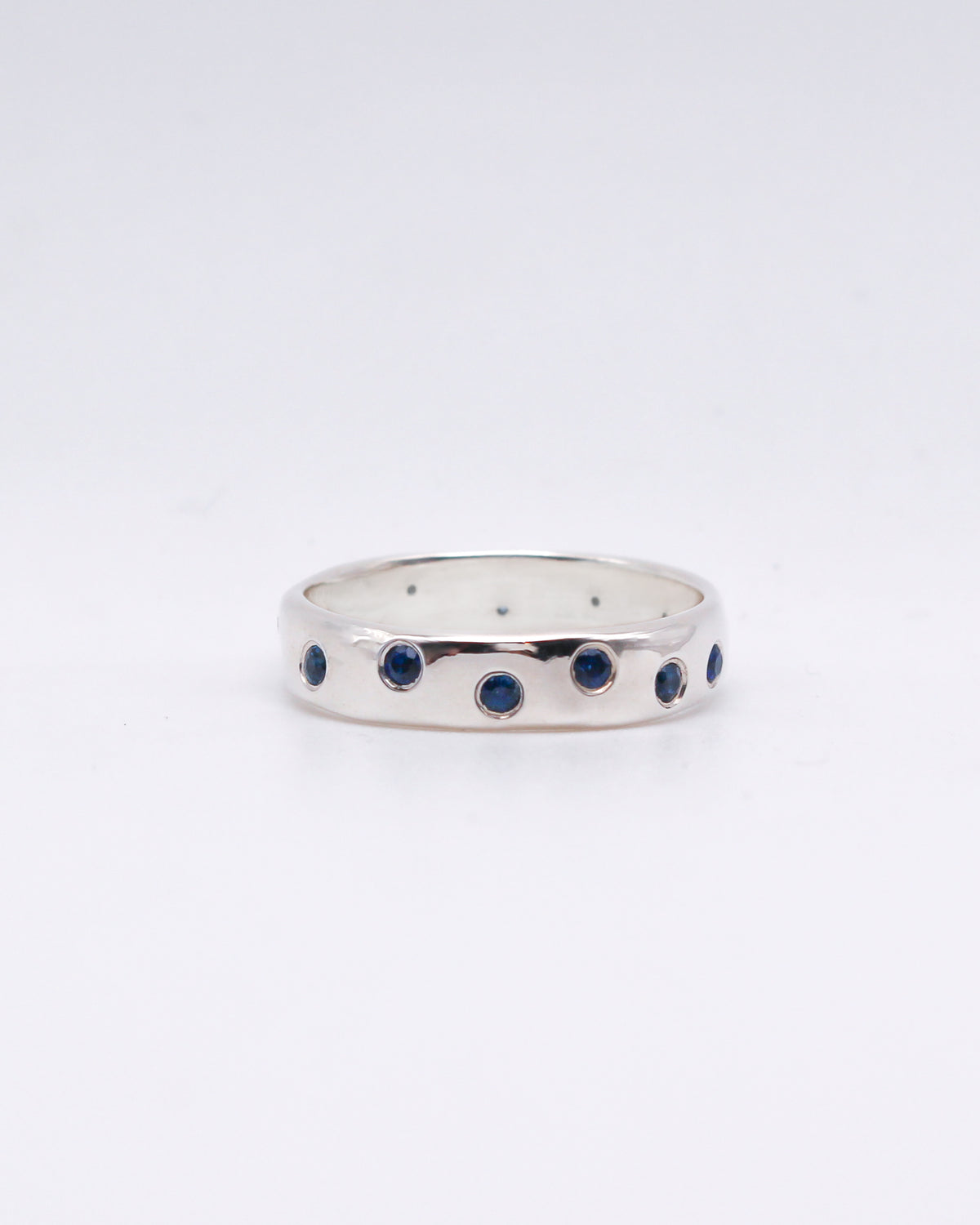 Sapphire Alchemy Band 5 mm Silver