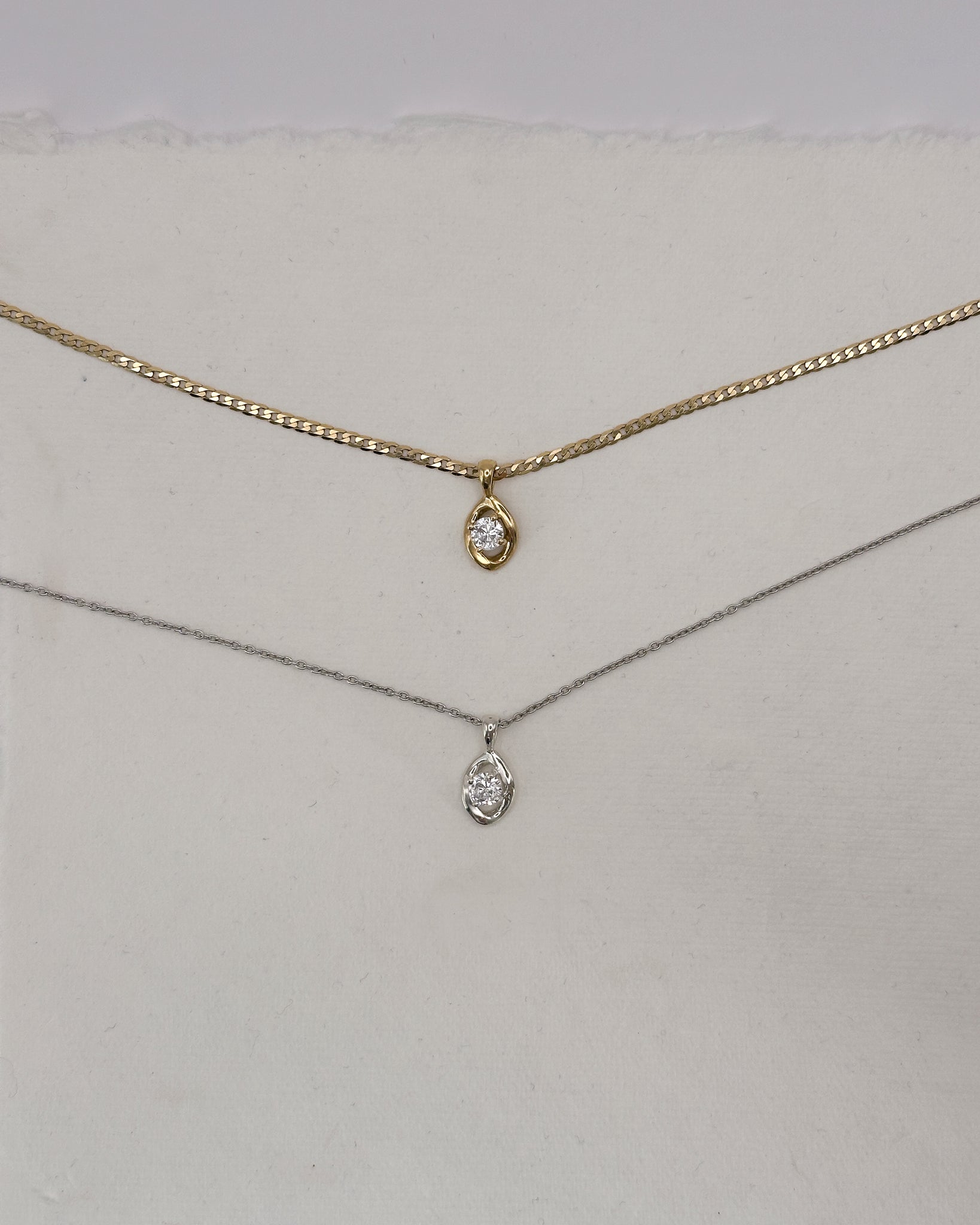 NADIA PENDANT