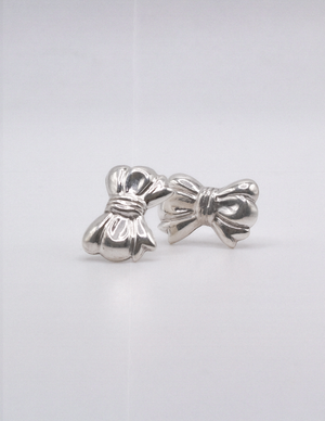 VINTAGE BOW STUDS